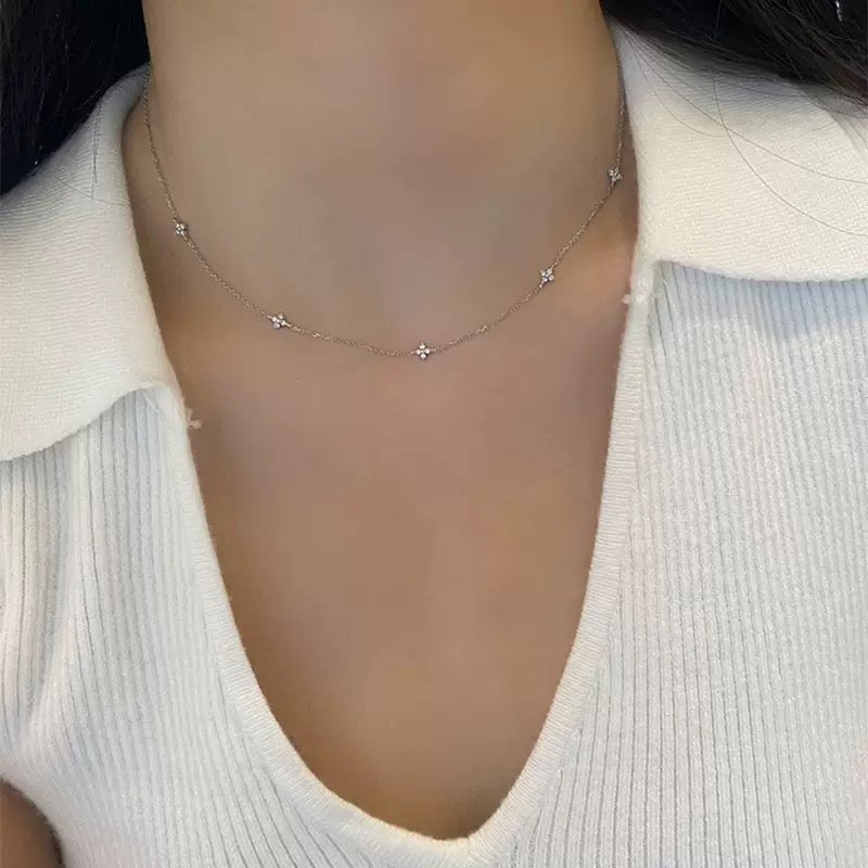 Princess mini necklace