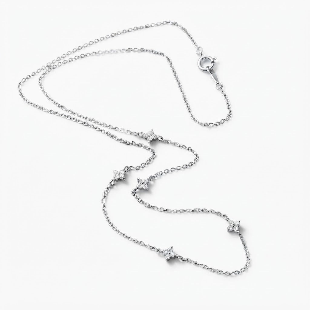 Princess mini necklace